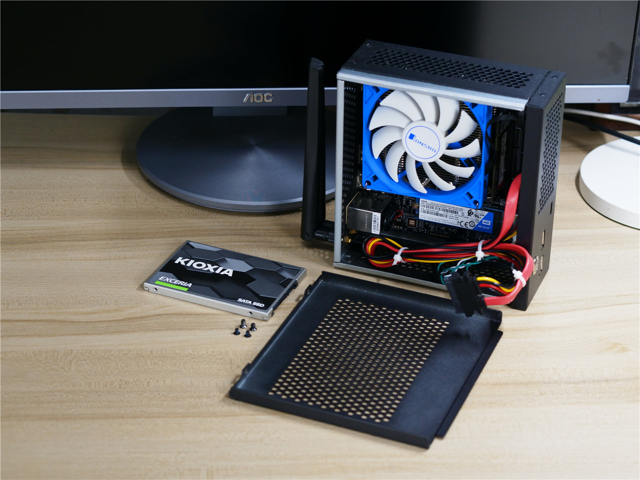 「超逸酷玩」东芝存储改名铠侠新款TC10SSD固态硬盘来安装黑苹果