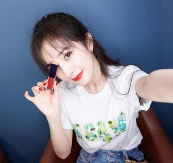 杨幂把自己捧成资本家,杨幂算资本家吗