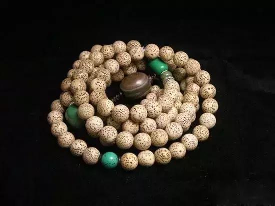 星月咬手能用肥皂清洗吗,星月摸起来黏黏的