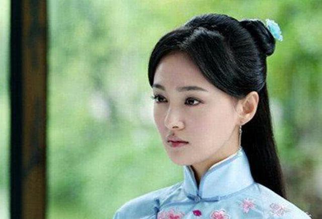 她伺候公婆，抚养三个孩子，苦等丈夫七年，丈夫却早已另娶娇妻