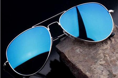 品牌连锁眼镜店创业,品牌眼镜店连锁加盟方案