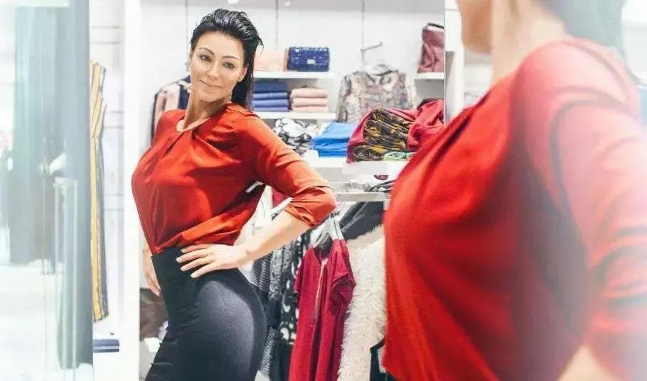 如何打消顾客不买的顾虑,怎么拒绝不购物的顾客试穿