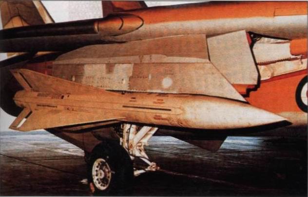 “雄猫”和“鬼怪”都老了，伊朗想购买“枭龙”战机，但阻力重重