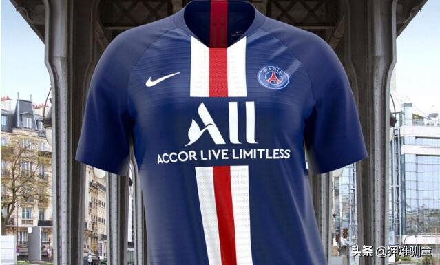复古球衣足球又流行起来,耐克球衣对比阿迪球衣