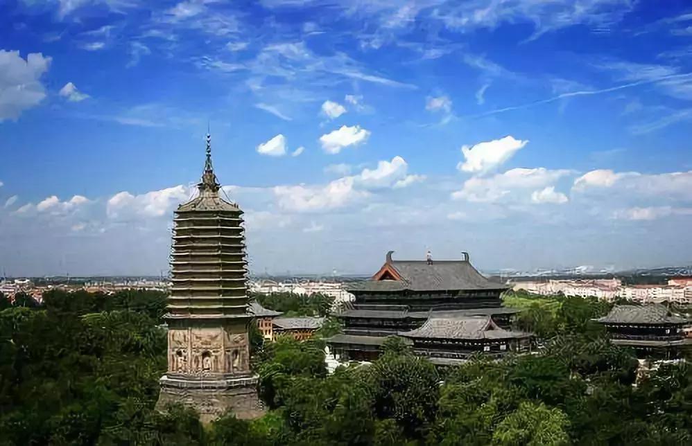 全国300多个著名景区免费游！别忘了带上这个证~