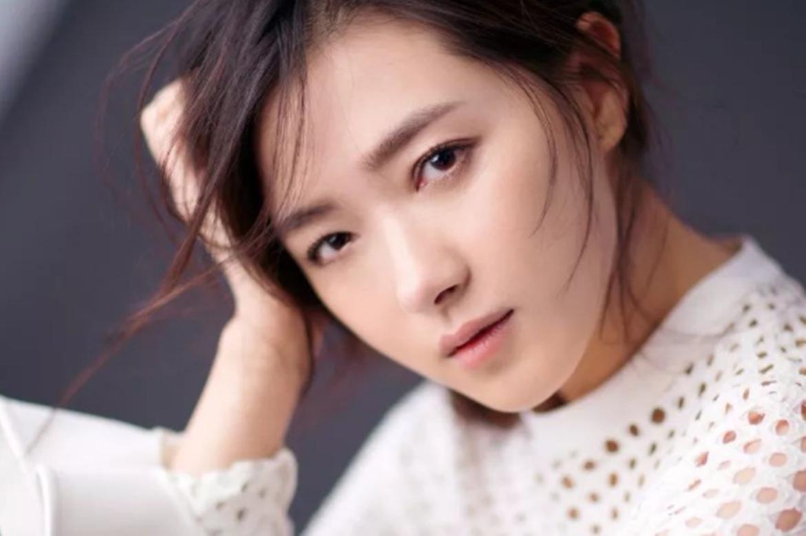 工作每天忙忙碌碌起早贪黑,万茜职场