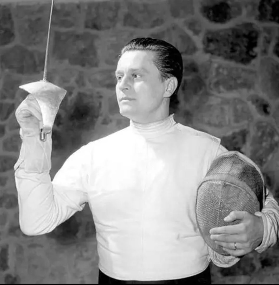 匈牙利世界足球明星,匈牙利五十年代最伟大的足球明星