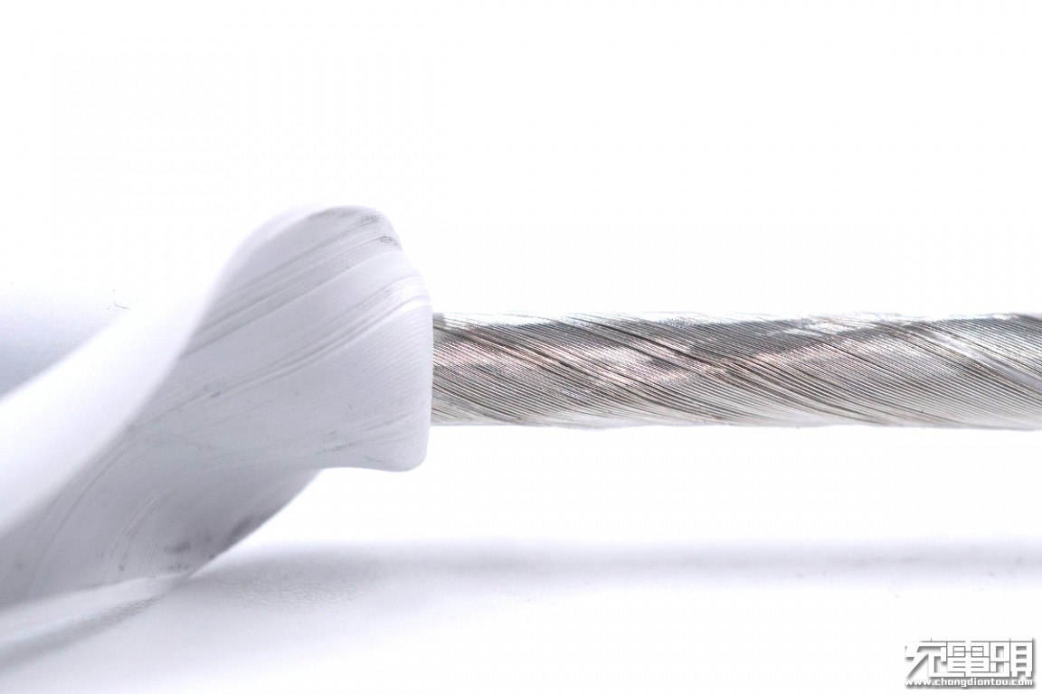 华为usb充电线拆解,华为1.8米充电线拆解