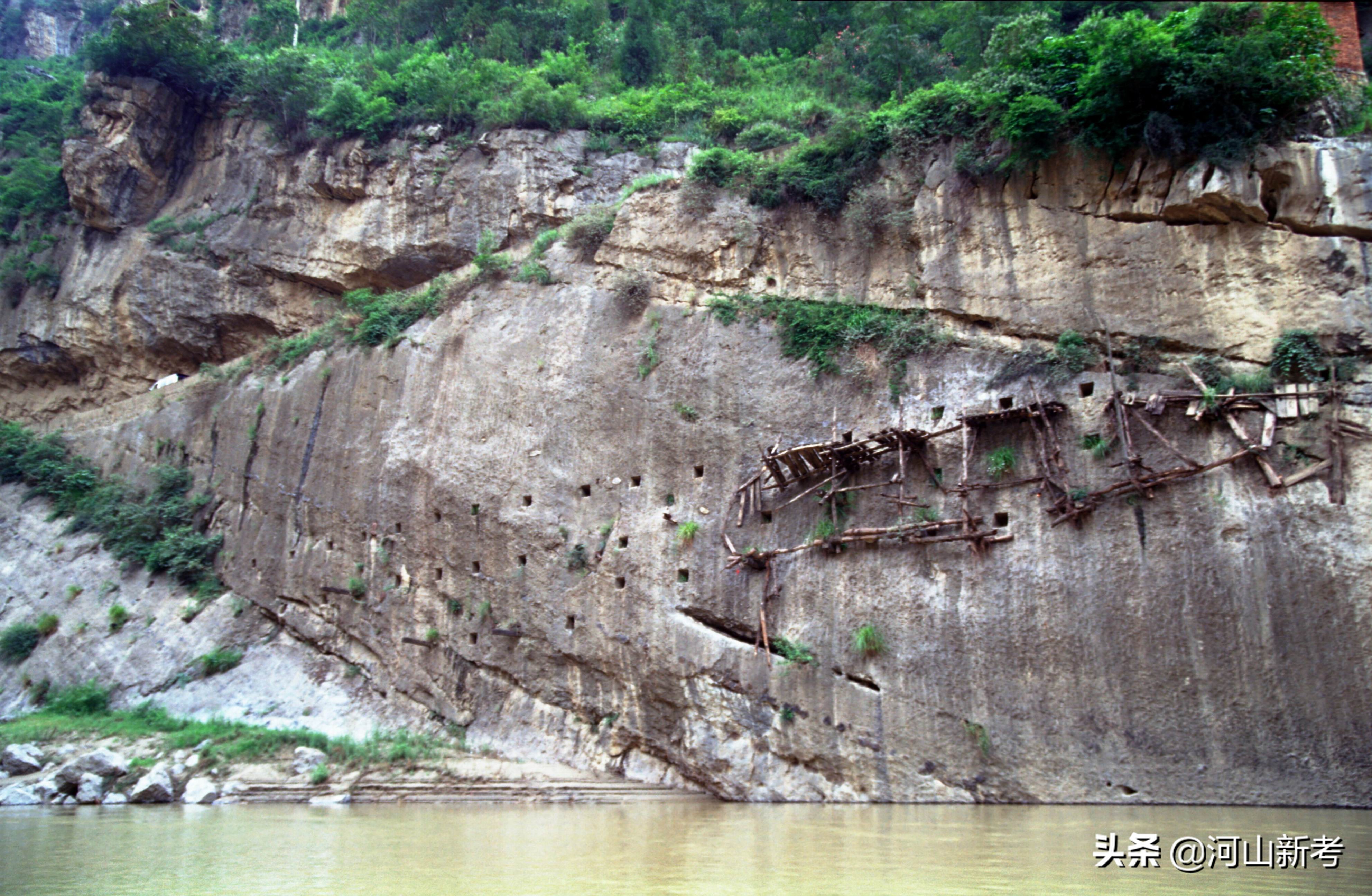 古栈道是如何修建的,古栈道是怎么建造的