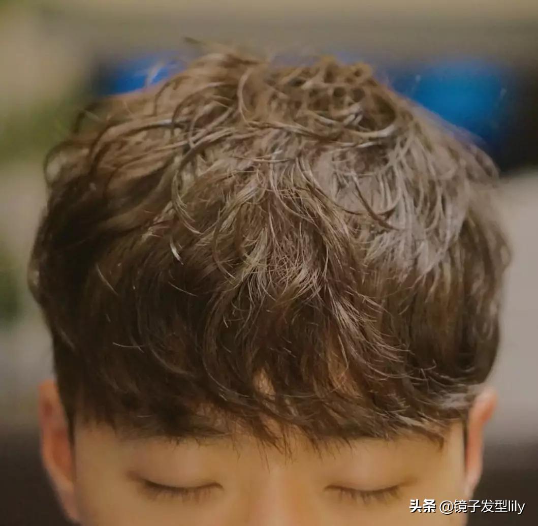 男士烫发图片纹理烫2020,今年发型最流行的男士烫发