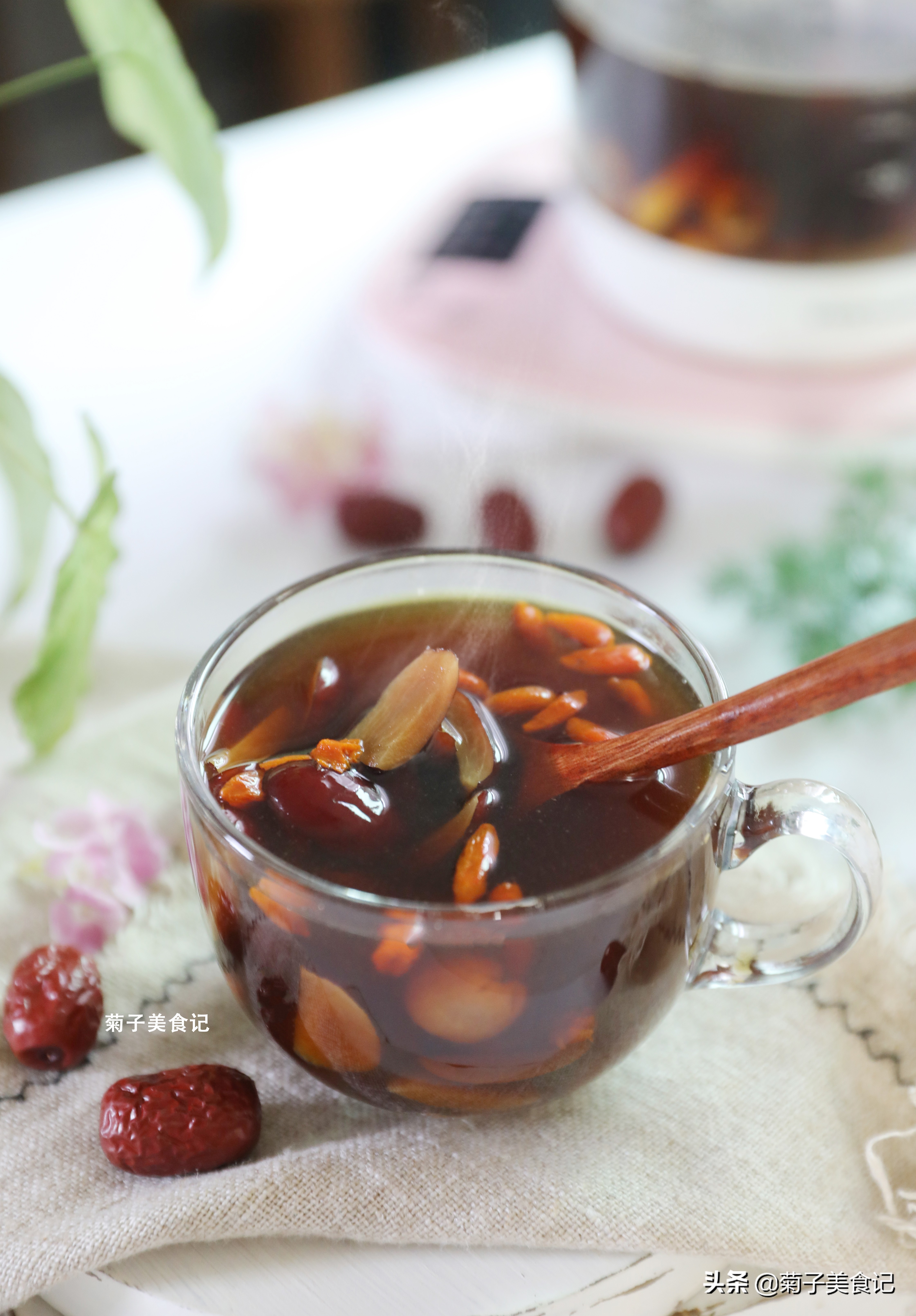 喝一碗红糖姜茶暖心又暖胃,秋天的第一杯姜茶暖心即暖胃