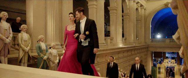 鐬掑ぉ杩囨捣鏃惰,鐬掑ぉ杩囨捣鏈嶈