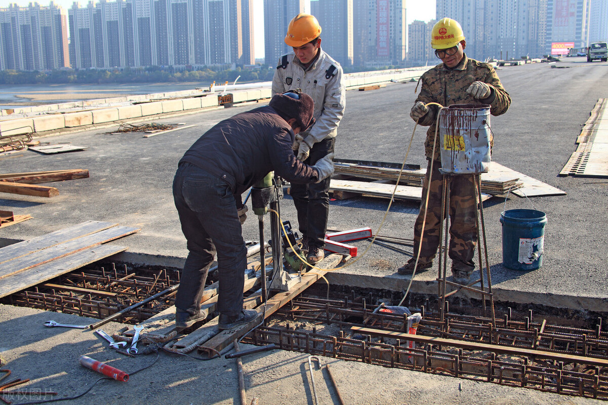 全球沙荒来袭,东南亚各国“坐地起价”,200亿吨需求如何*局破**