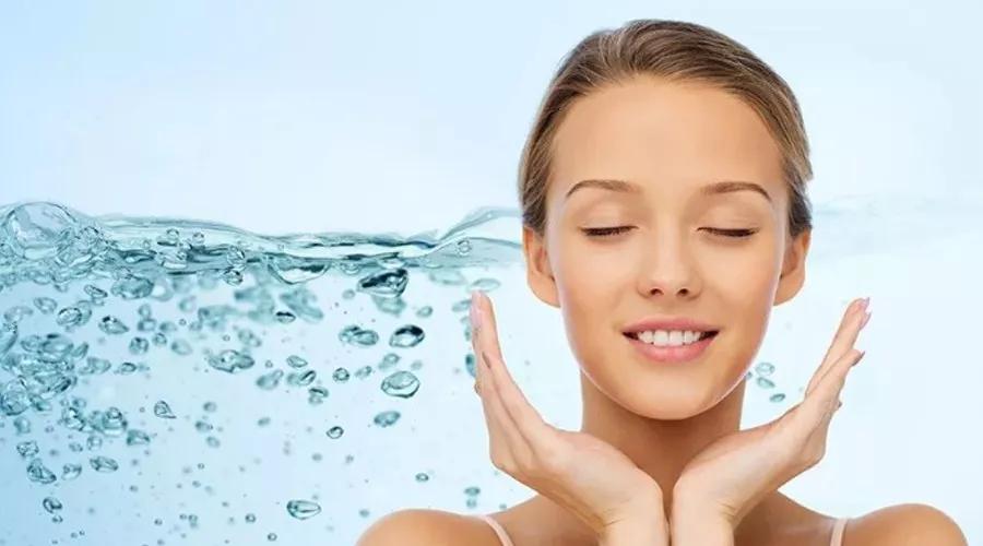 这些智商税的护肤品你用过几次,哪些护肤品和化妆品智商税