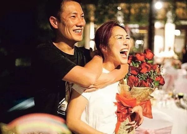 从孤勇的春娇到“极品怪兽家长”,杨千嬅20年人生如歌