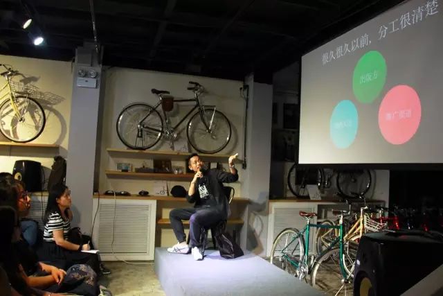 卖书籍变现容易吗,卖书是不是很难卖出去