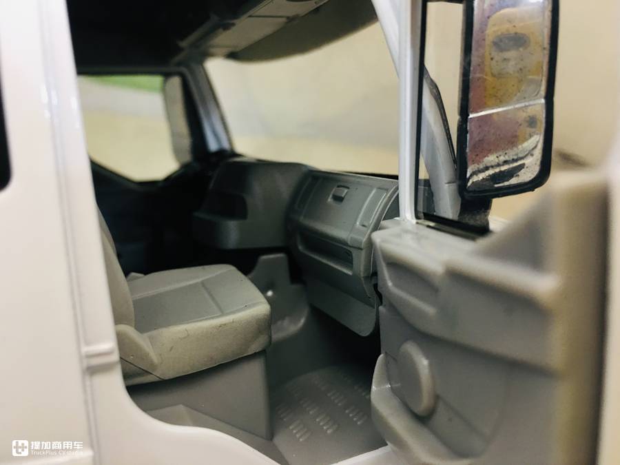 乘龙t7l600马力长头生活舱落地价,乘龙t7卡车最新款