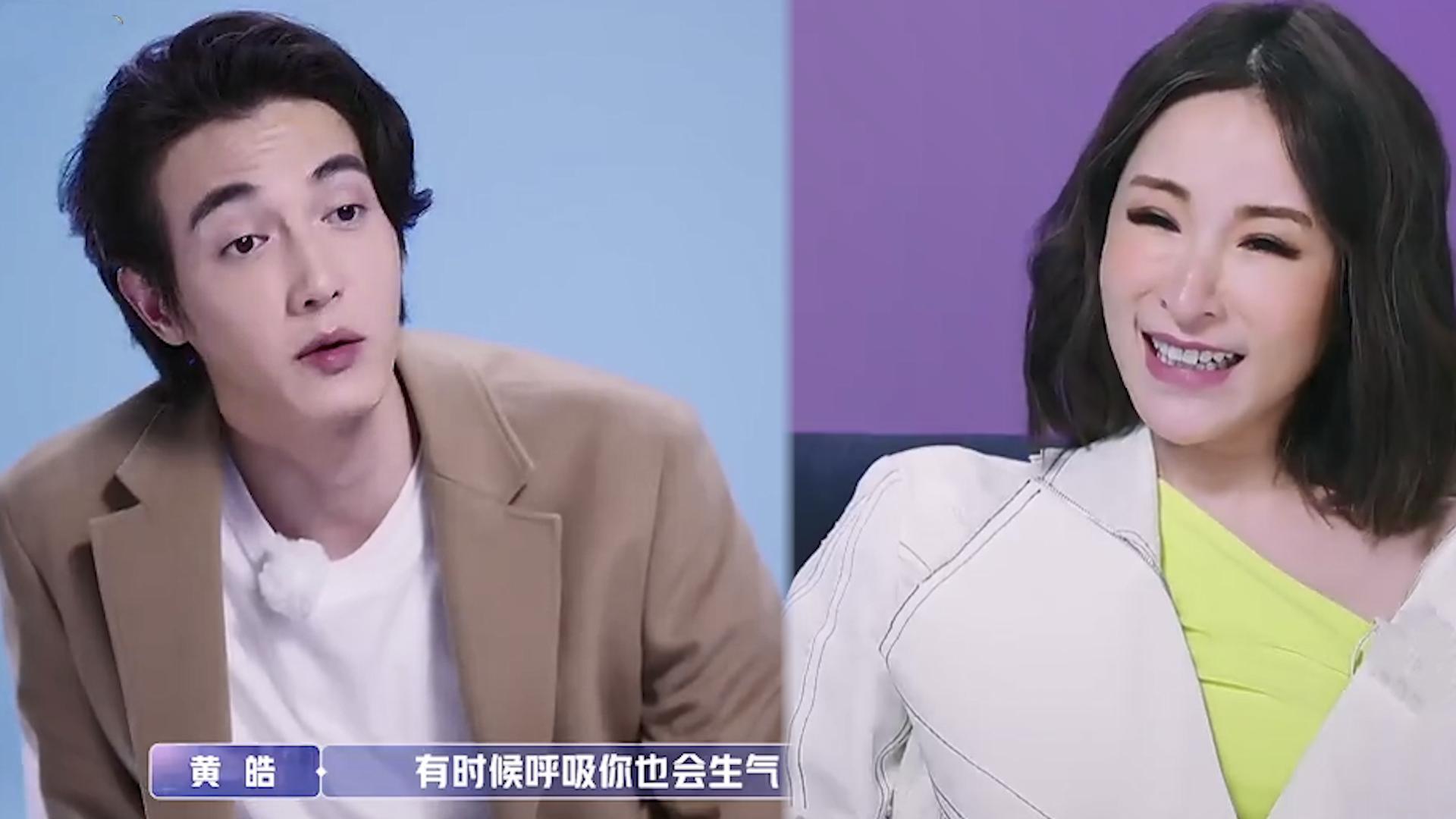 萧亚轩黄皓轩谈恋情,萧亚轩与黄皓签协议