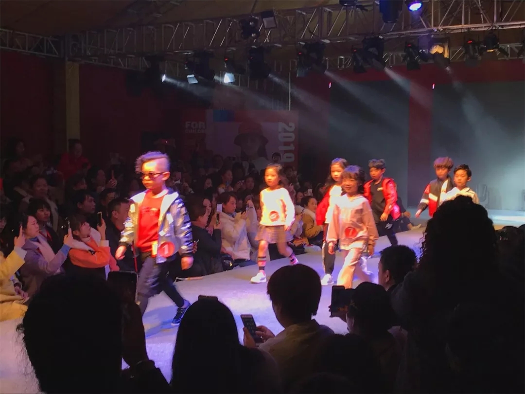 勇·高|永高人品牌2019年秋冬鞋服新品订货会盛大召开