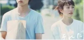 为什么外国人买菜都要抱着纸袋,为什么电视剧买菜都要买芹菜