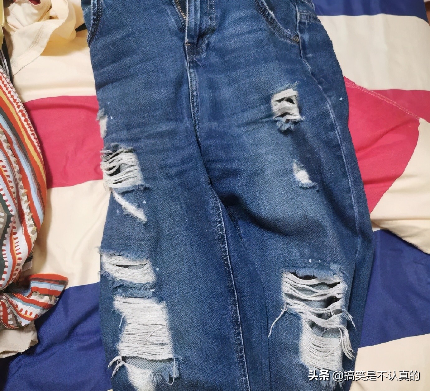 老婆在网上买了件衣服,老婆买了条裙子