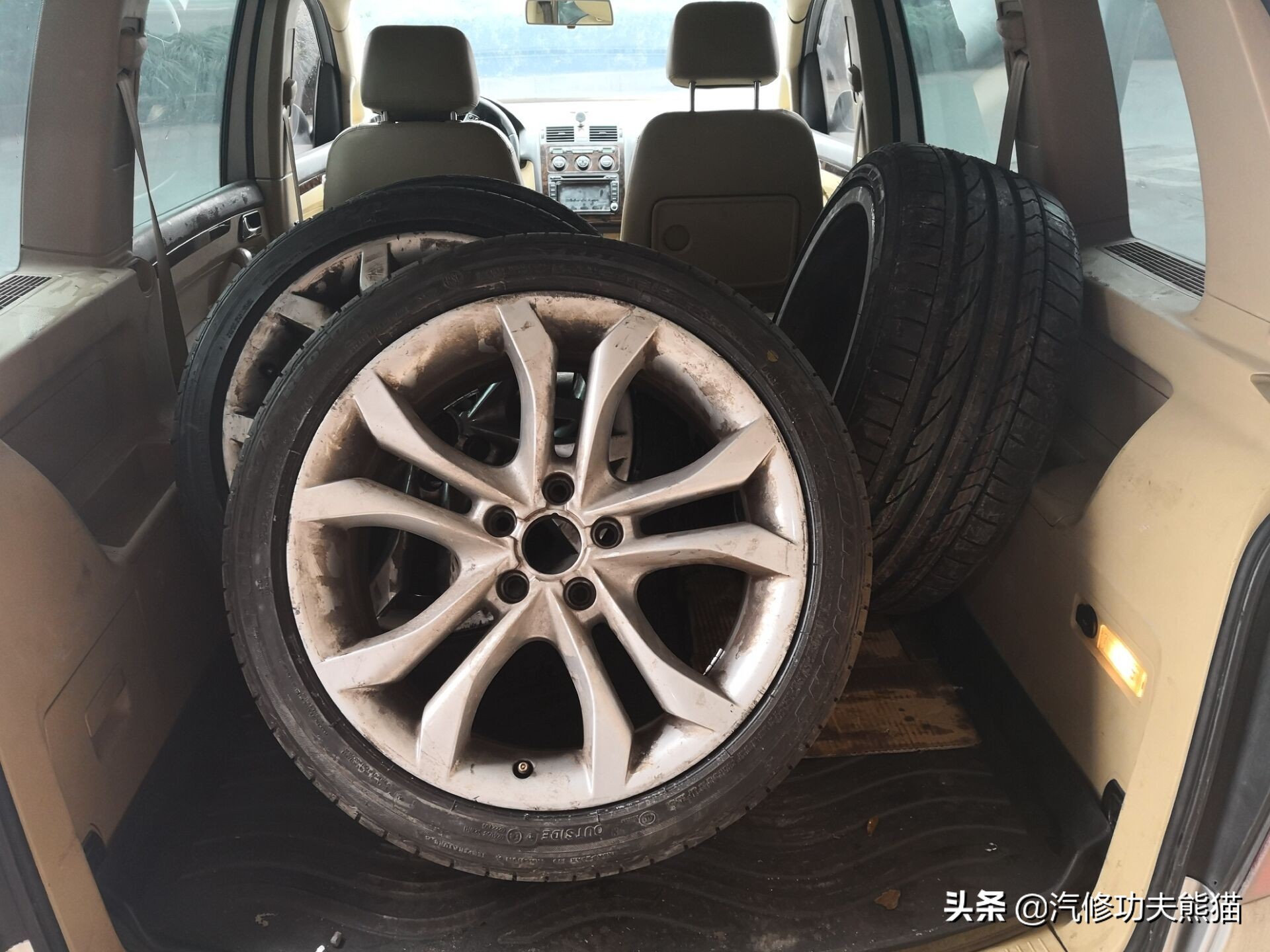 13年奥迪tts多少公里烧机油,奥迪tts急加速故障灯