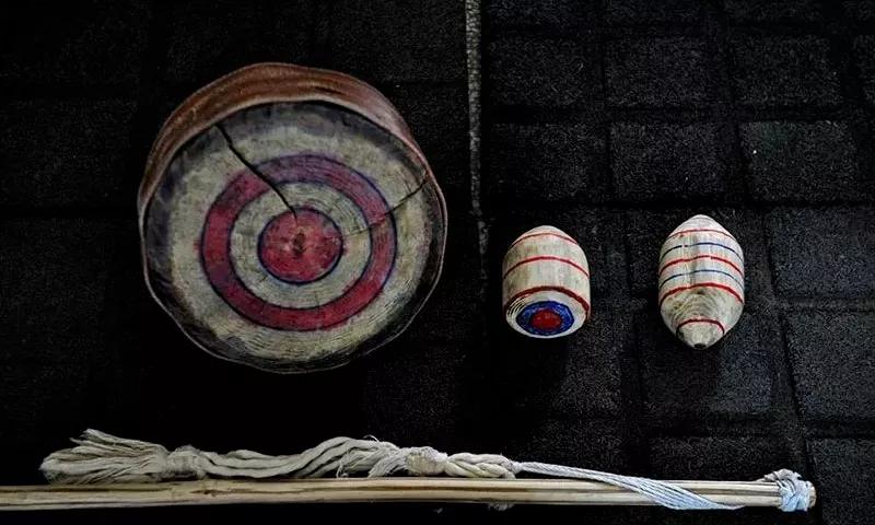 废品做体育器材手工制作幼儿园,乡村教师自制体育器材