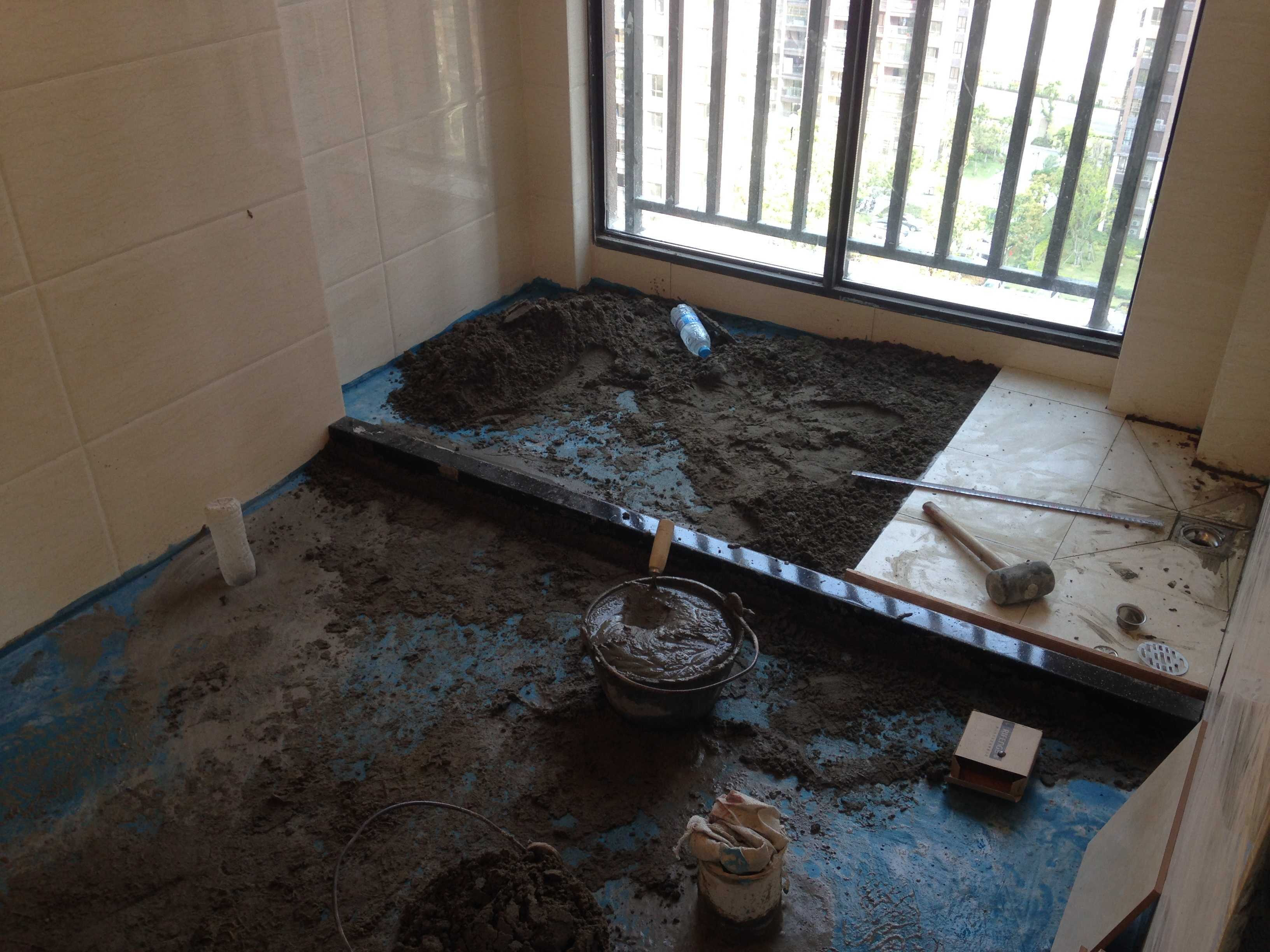 铺瓷砖水泥砂浆好还是瓷砖胶好,水泥砂浆与瓷砖背胶哪个合适