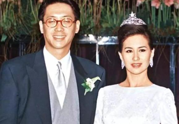 何超琼的传奇人生,何超琼的智慧与超凡的能力