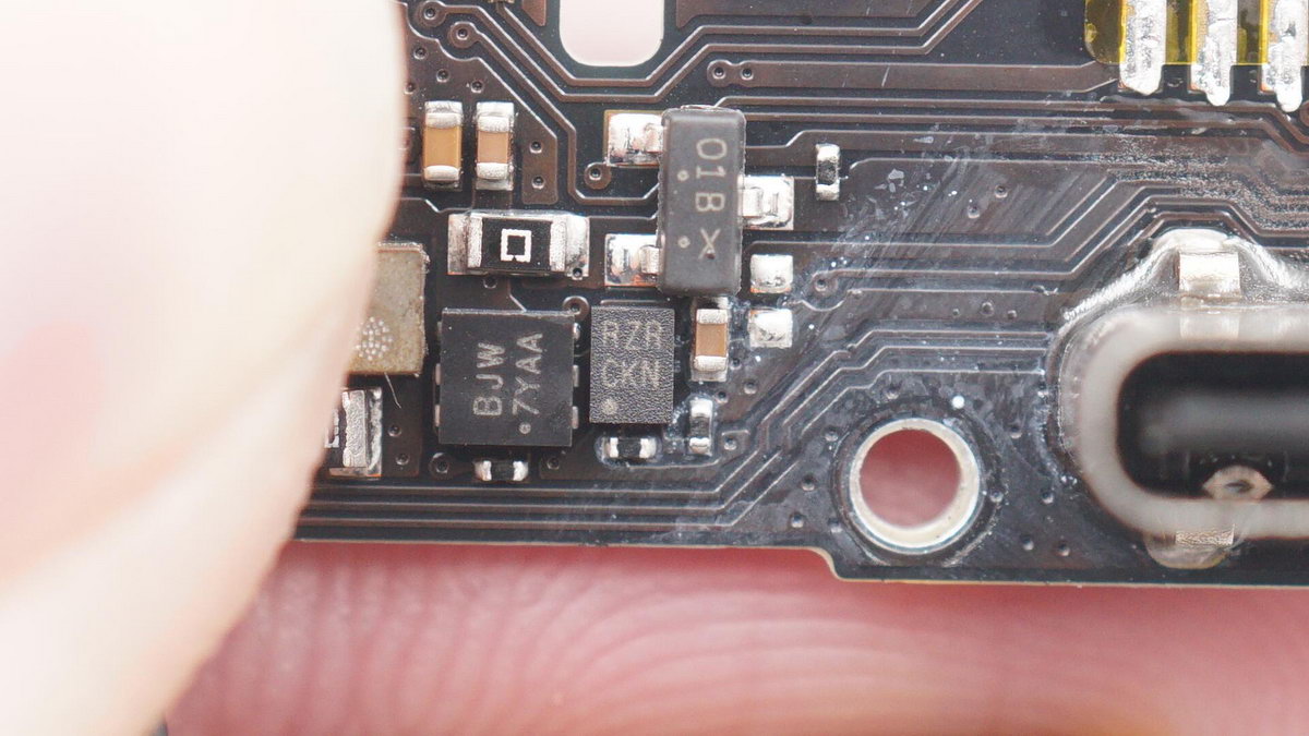 拆解报告vivotws2真无线降噪耳机,vivotws2真无线降噪蓝牙耳机拆机