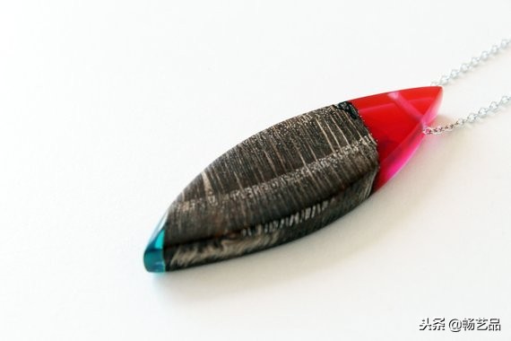 如何用水晶滴胶自制项链,手工滴胶项链教程