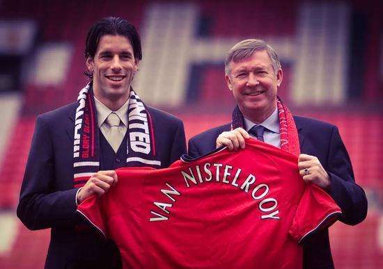 为什么小禁区之王是范尼斯特鲁伊,范尼斯特鲁伊禁区之王9