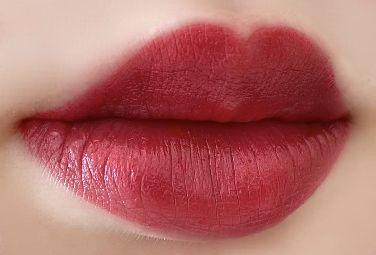 阿玛尼迪奥纪梵希哪个遮瑕好,很火的国货彩妆