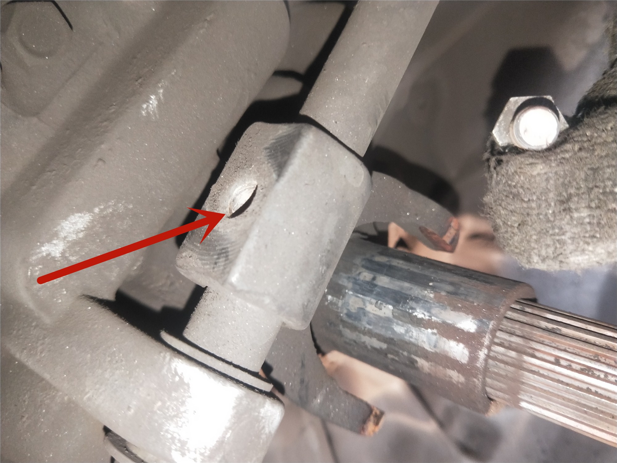 五菱荣光离合失灵怎么回事,五菱荣光3挡和4挡挂不上怎么回事