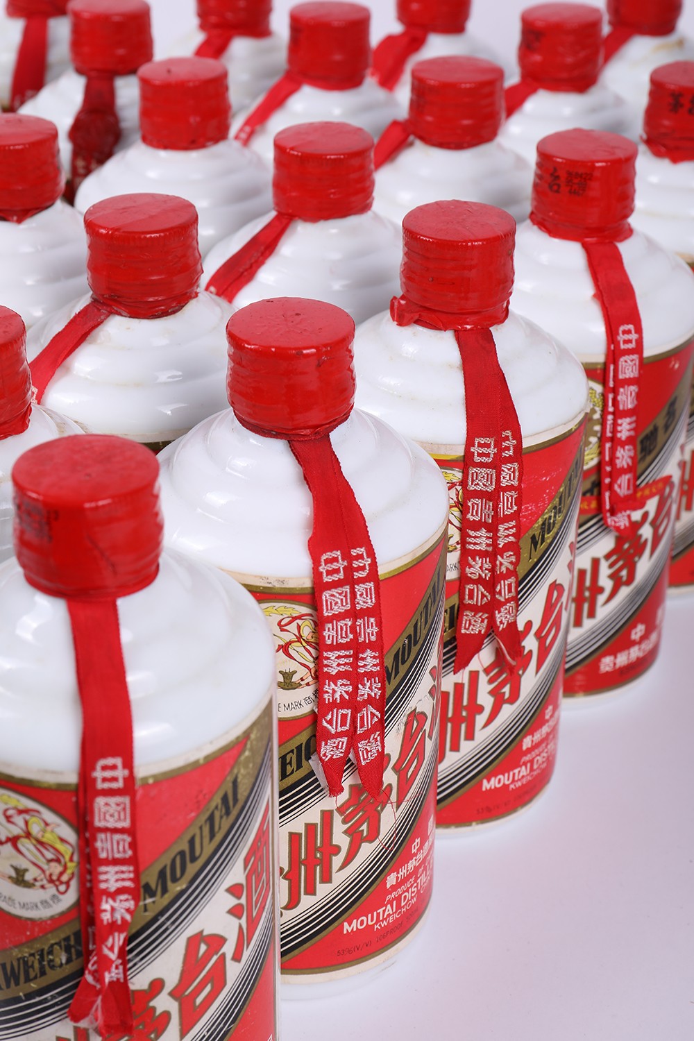 鍗庤壓鍥介檯鎷嶅崠鍏徃瀹樼綉,鍗庤壓鍥介檯鏄ユ媿浣滃搧娆ｈ祻