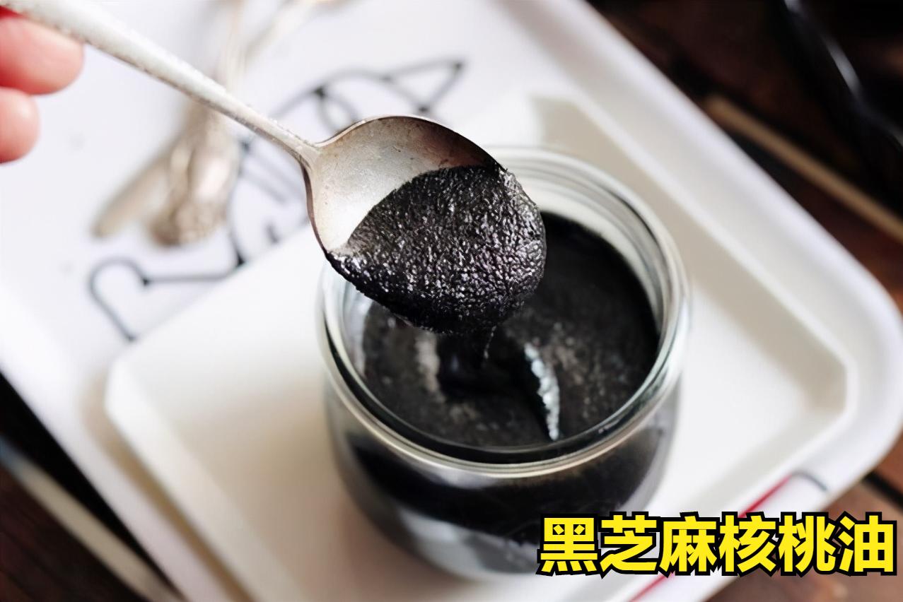 8个月宝宝如何正确喂养,8个月的宝宝应该怎么喂养