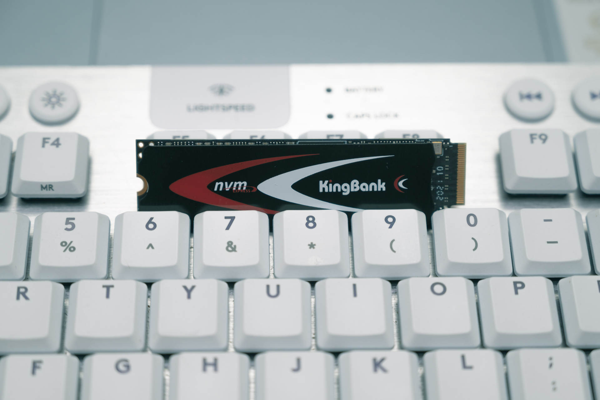 金百达固态kp230和kp200pro区别,金百达kp230pro512g拿什么可以代替