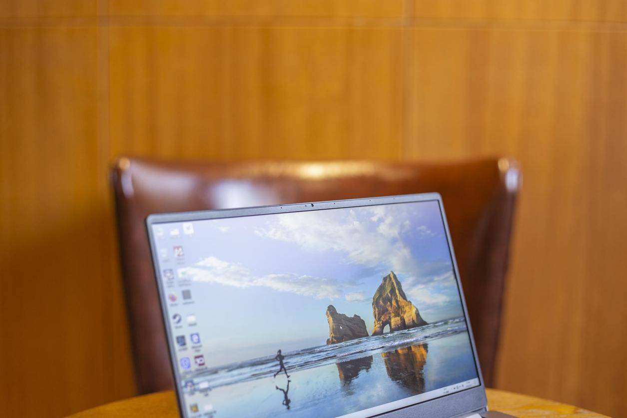 宏碁笔记本新蜂鸟33:2测评,宏碁蜂鸟sf314pro评测