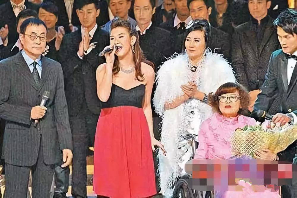 鑲ュ涓寸粓鎵樺,鑲ュ寮ョ暀涔嬮檯