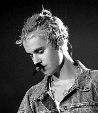 贾斯汀比伯ins上寻找的女孩,贾斯汀比伯传奇一生