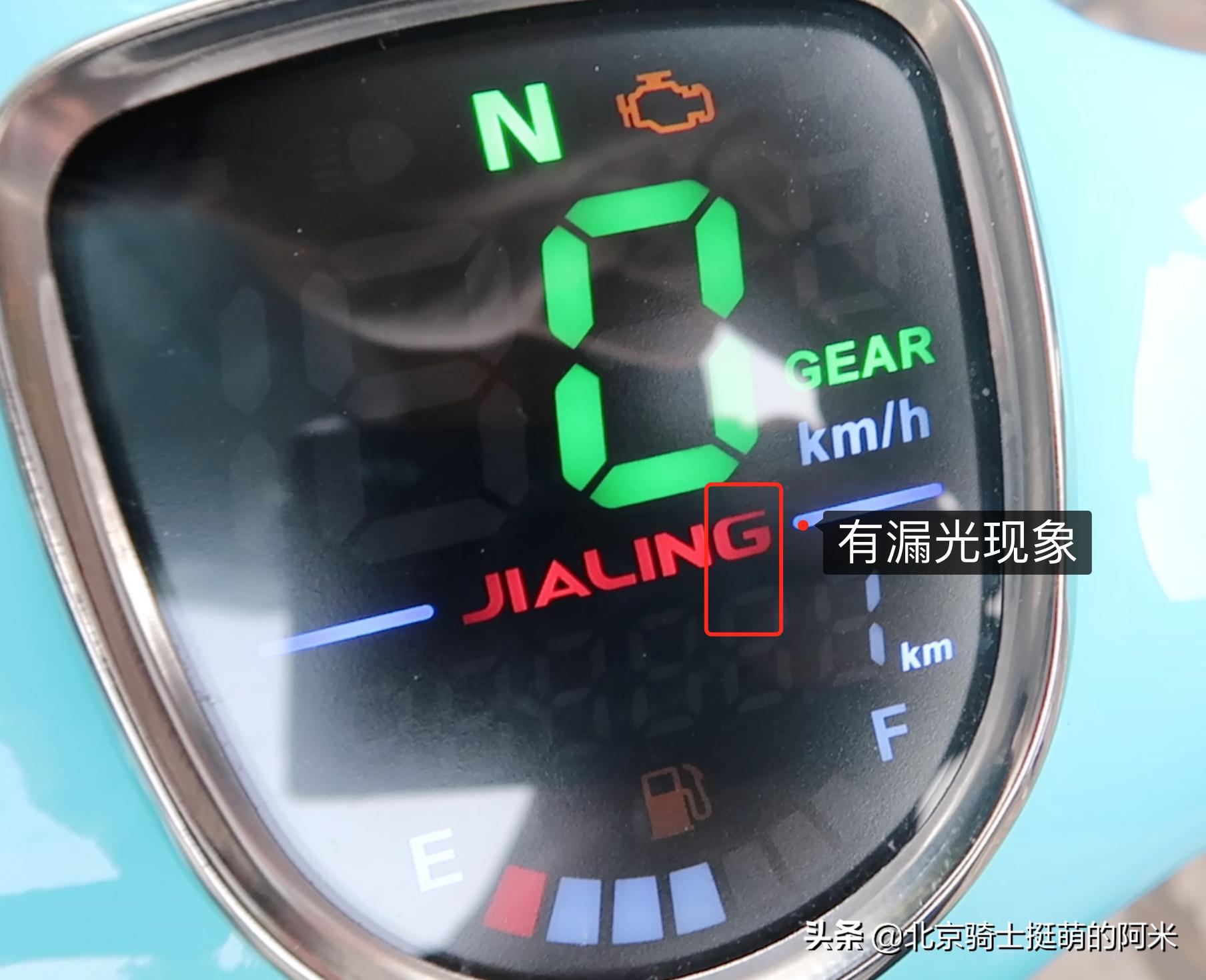 宗申幼兽新款110多少钱,新款复古幼兽弯梁110摩托车价格