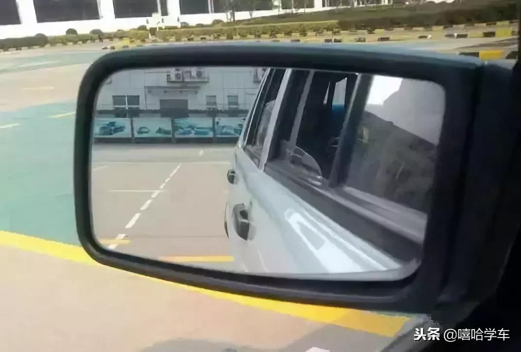 倒车入库详细技巧解读,倒车入库技巧实用讲解