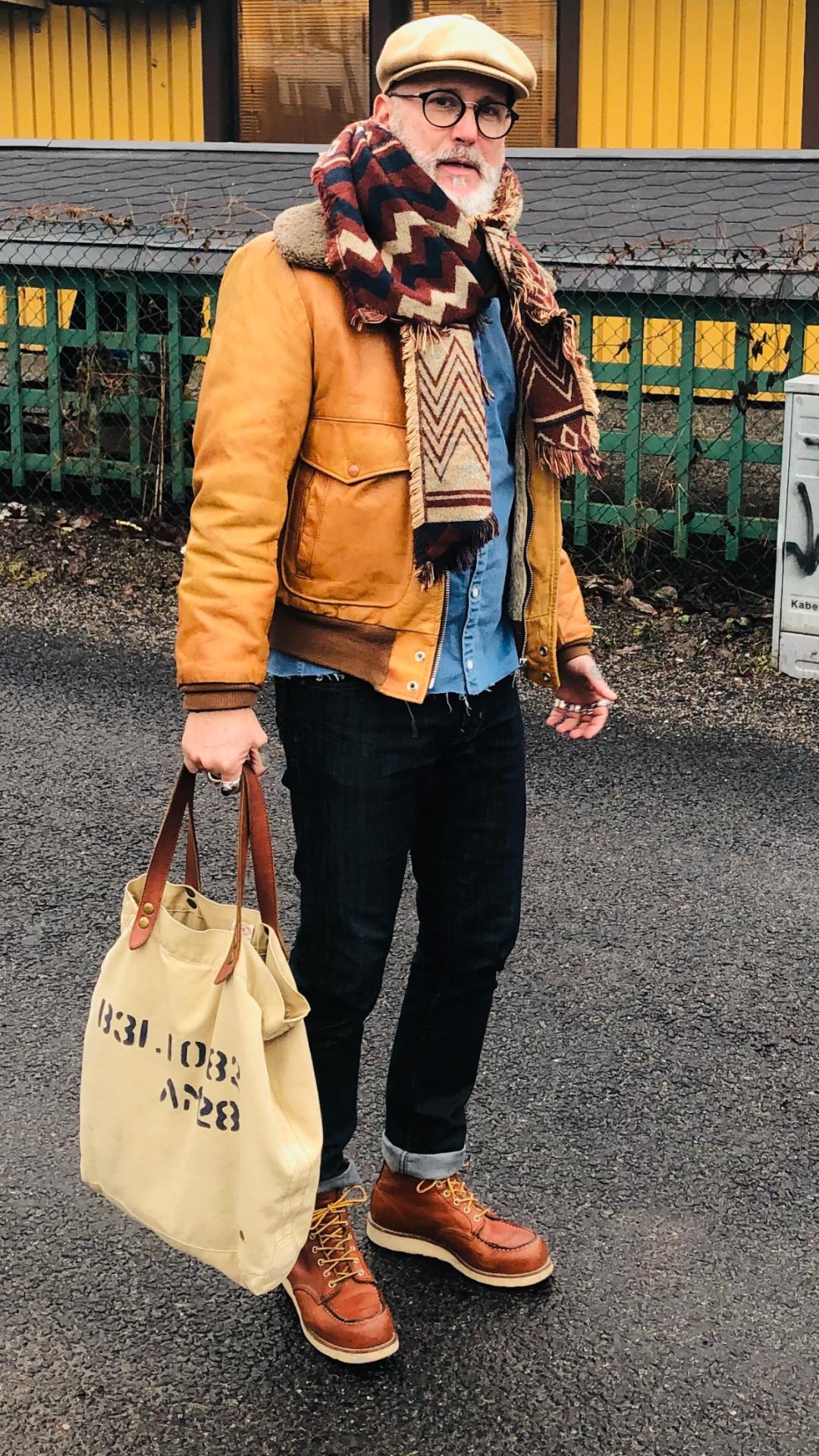 牛仔夹克冬季还能这样穿,牛仔夹克冬季怎么穿男