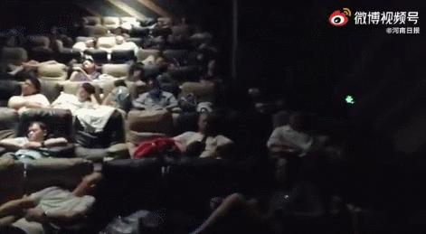 郑州暴雨事件的感人故事情节,郑州暴雨故事系列