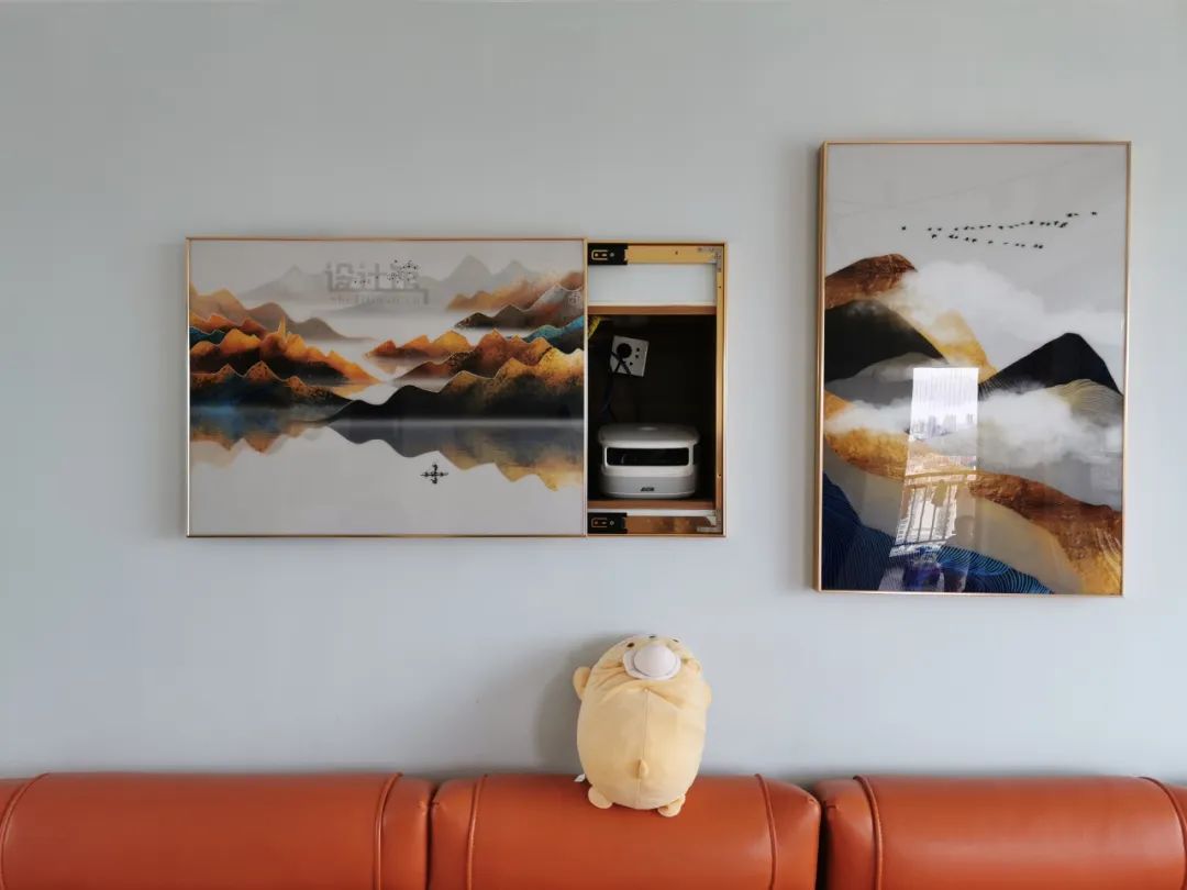 客厅挂什么画比较合适好看,小客厅适合挂什么画最好