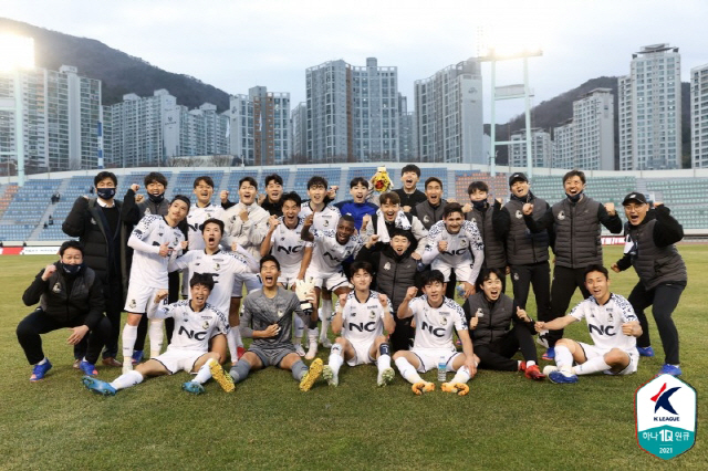 K2上演进球大战，“反客为主”的大田和首尔衣恋谁更有冠军相？