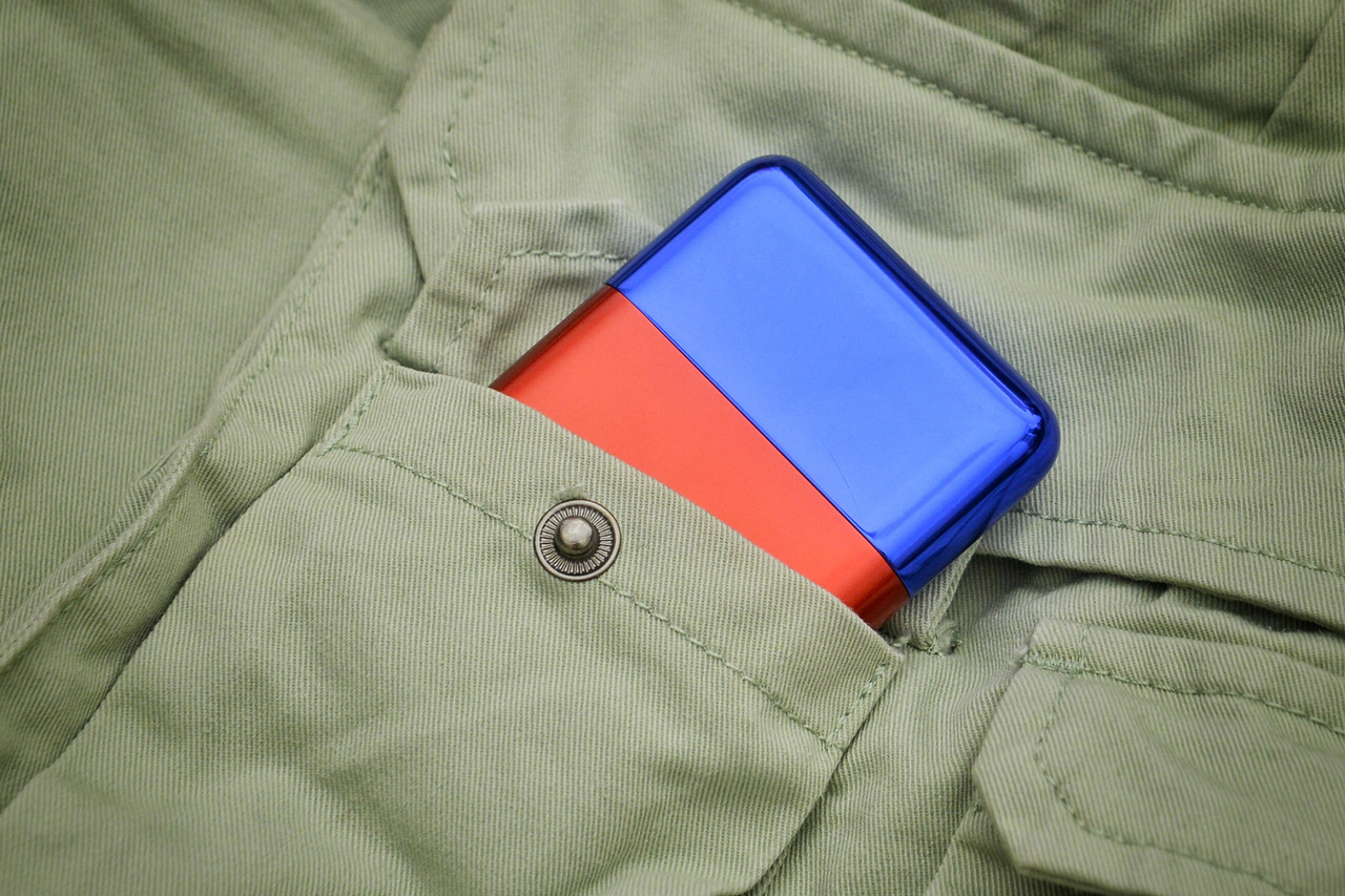 当钢丝遇到变形金刚联名款剃须刀---体验铜师傅便携剃须刀