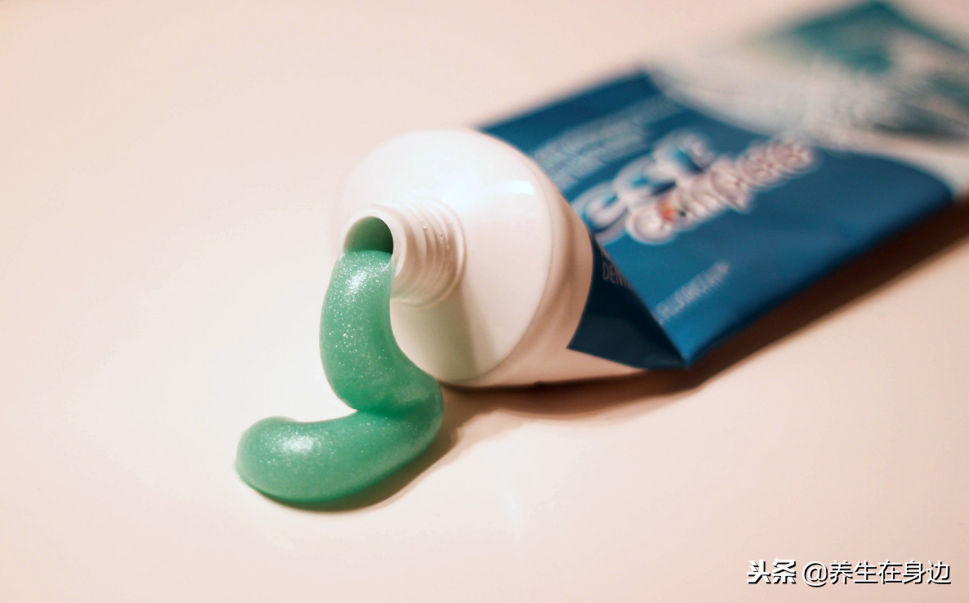 嘴唇干裂怎么办最快最有效方法,嘴唇严重干裂怎么办