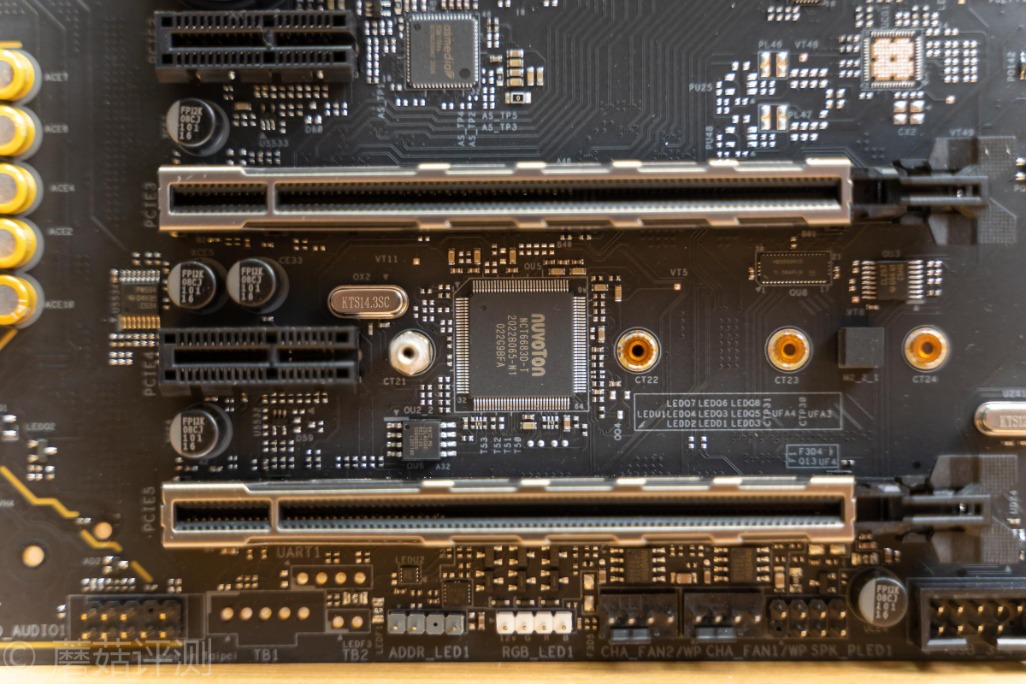 技嘉b550大雕主板评测,华擎x570太极雷蛇怎么样