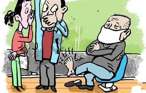 一到夏天脚就痒而且还臭,一到夏天脚就很痒还烂